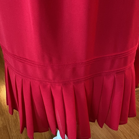 Red 2 piece skirt and top. Size 18W - Picture 3 of 5